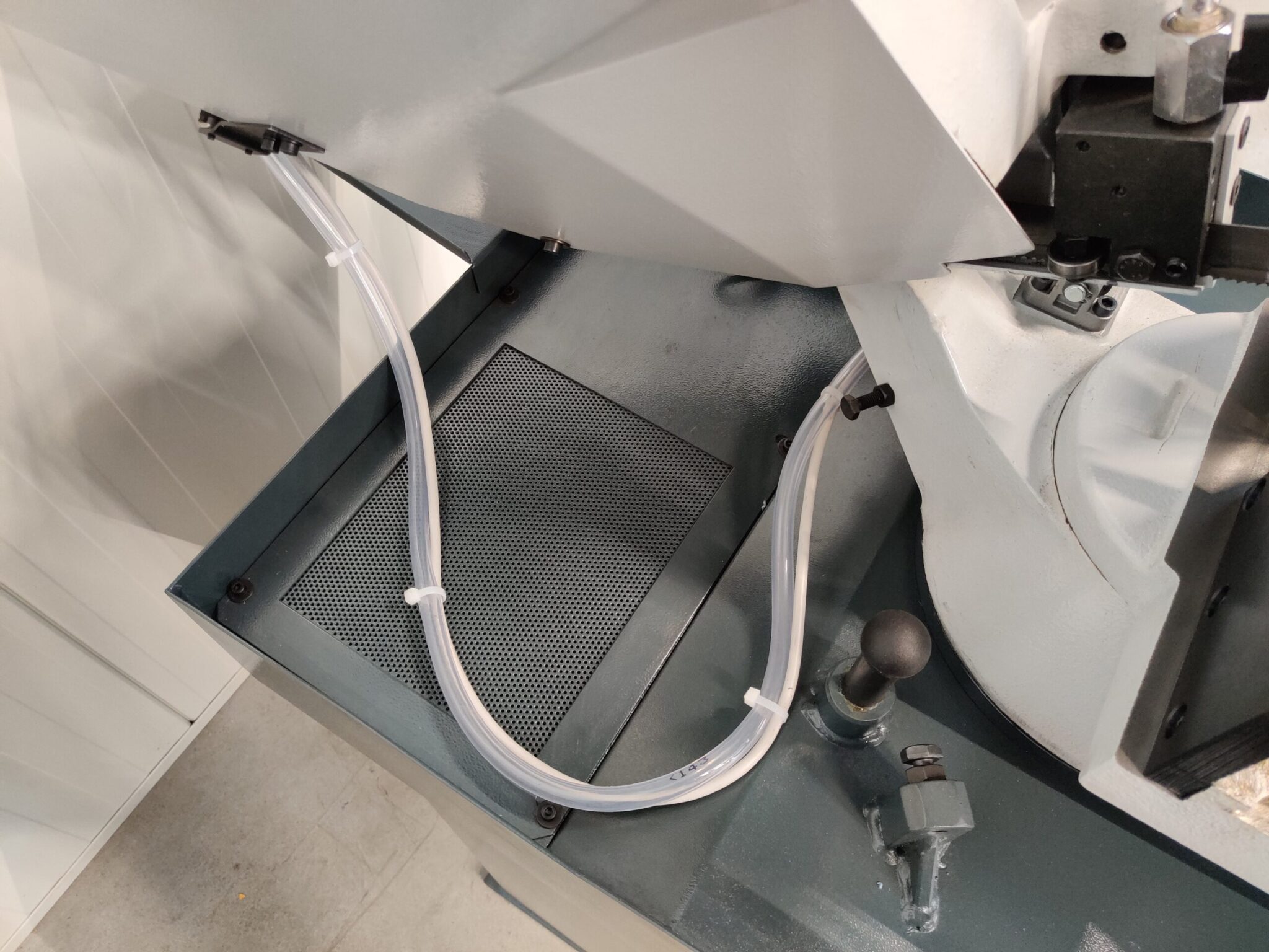 Metaallintzaagmachine met zakcilinder 400V, fabr. ISTech - type Easy221GR - Afbeelding 11