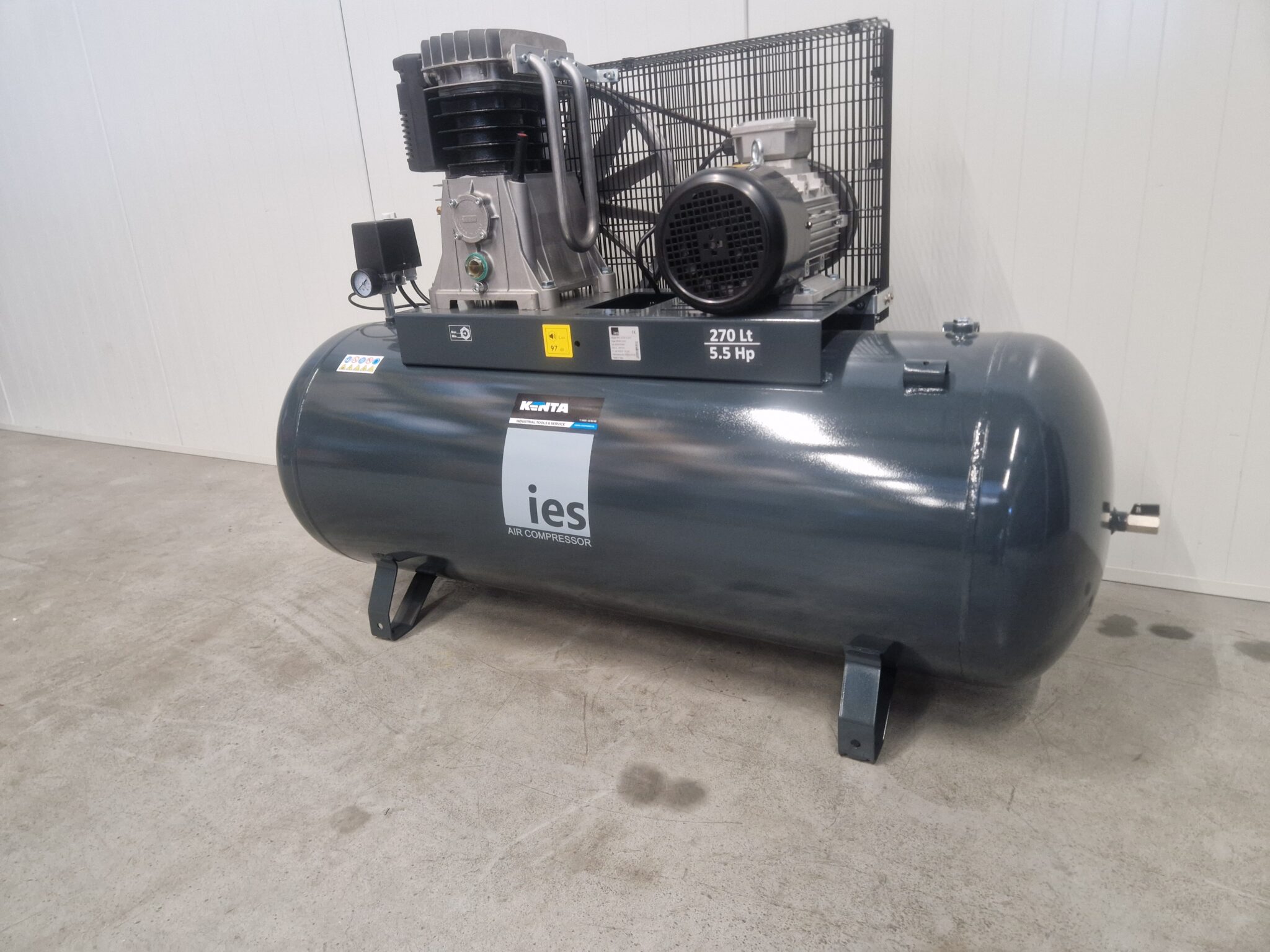 IES - Zuigercompressor 11bar - 5,5PK - 270L - 400V - Afbeelding 2